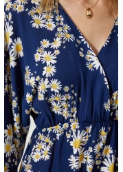 Happiness İstanbul فستان نسائي صيفي من الفسكوز بياقة ملفوفة باللون الأزرق الداكن والأصفر DK00166