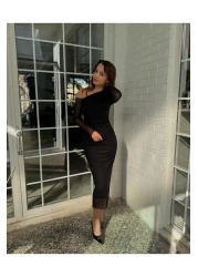 Daçem Hira فستان من التول متوسط ​​الطول مكشوف الكتفين