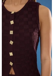  Collection سترة وتنورة مزينة بأزرار باللون العنابي، بدلة سفلية علوية TWOSS25AU00051