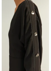  Collection إصدار محدود من الفستان الأسود المنسوج على شكل حرف A مع تفاصيل الخياطة TWOAW24EL00866