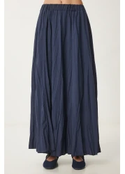 Happiness İstanbul تنورة نسائية صيفية منسوجة بتأثير التجاعيد باللون الأزرق الداكن DD01347