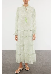  Modest فستان من الشيفون المنسوج باللون الكاكي بطباعة الزهور TCTSS24EB00281