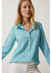 Happiness İstanbul Women's Turquoise Soft Textured Basic Shirt DD01297
