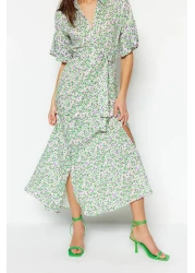  Collection فستان قميص منسوج من الفيسكوز بطبعة زهور أرجوانية TWOSS19EL0094