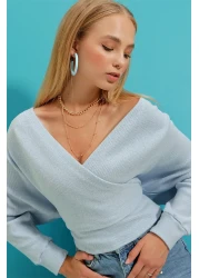 Trend Alaçatı Stili بلوزة نسائية زرقاء من الأمام ورقبة على شكل حرف V مزدوجة الصدر ALC-019-053-BLZ