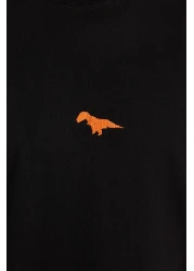  Collection تي شيرت قطني أسود كبير الحجم مع تطريز ديناصور - TMNSS23TS00243