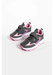 GAK RUN حذاء رياضي كاجوال مريح للأطفال من الجنسين مزود بشريط فيلكرو ونعل بولي خفيف