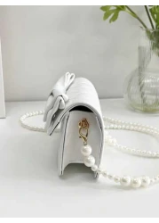 قطعة واحدة حقيبة كتف على شكل معين مطرزة بخيط وسلسلة من الخرز مناسبة لإطلالة فتاة عصرية، مناسبة للاستخدام اليو