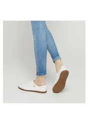 U.S. Polo Assn. حذاء رياضي نسائي من الجلد الطبيعي باللون الأبيض - حذاء كاجوال V6