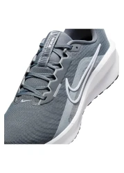 Nike حذاء الجري والتدريب للرجال باللون الرمادي من Downshifter 13 Fd6454-010