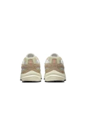 Nike INITIATOR ITS - قميص مطرز للأقمشة المريحة والأنيقة