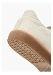 Oaklan by Shoexpress حذاء رياضي Oaklan من Shoexpress مزود بألواح وإغلاق برباط