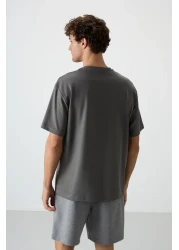 Air Jones تي شيرت رجالي مطبوع ذو سطح سميك من القطن باللون الرمادي الداكن - 88364