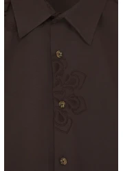  Collection إصدار محدود من قميص Brode المطرز باللون البني ذو المقاس المربع TMNSS25GO00039