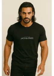 Jack & Jones تي شيرت رجالي مطبوع عليه شعار برقبة دائرية باللون الأسود