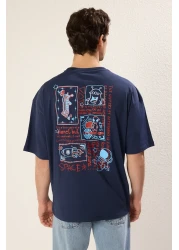  Collection تي شيرت قطني مطبوع كبير الحجم باللون الأزرق الداكن - TMNSS23TS00168