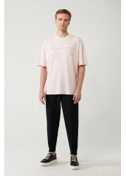 Avva تي شيرت رجالي مطبوع برقبة دائرية وردي اللون مصنوع من القطن بنسبة 100% A41y1157