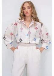 Trend Alaçatı Stili قميص نسائي منسوج من الكتان بطبعة زهور باللون البيج والأرجواني ALC-X10398