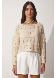 Happiness İstanbul بلوزة تريكو صيفية مخرمة برقبة قارب كريمية للسيدات NF00057