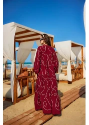 LOCCO فستان نسائي بتفاصيل خياطة ذهبية باللون الأحمر الداكن