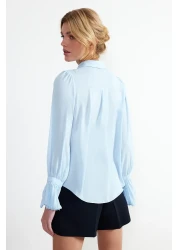  Collection قميص منسوج أزرق فاتح بأكمام إسبانية - مقاس عادي TWOAW22GO0487