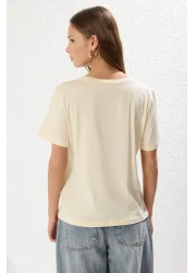  Collection تي شيرت إكسسوار قطن 100% بتفاصيل زهور - TWOSS25TS00026