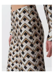 Jimmy Key بنطلون ساتان إكرو عالي الخصر - نمط هندسي