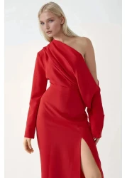 Hiccup فستان متوسط ​​الطول بفتحة غير متماثلة