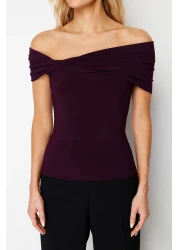  Collection بلوزة بلوم كارمن ذات ياقة ضيقة ومحبوكة وياقة مادونا TWOSS24BZ00368