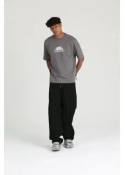 GIA - ART تي شيرت رجالي مريح ذو خيطين مطبوع عليه الحد الأدنى من الحجم