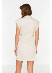  Collection فستان قميص جبردين قصير منسوج بأزرار بيضاء TWOSS22EL2970