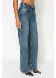  Collection جينز أزرق عتيق ذو تأثير شاحب عالي الخصر وواسع الساق TWOAW24JE00089