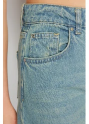  Collection جينز أزرق عتيق ذو تأثير شاحب عالي الخصر وواسع الساق TWOSS23JE00166