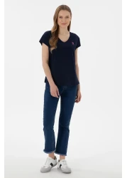 U.S. Polo Assn. تي شيرت نسائي أساسي برقبة على شكل حرف V باللون الأزرق الداكن 50305825 -vr033