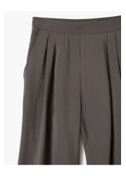 Koton بنطال واسع الساق بتفاصيل طيات وجيوب