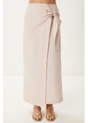 Happiness İstanbul طقم تنورة قميص كتان كريمي نسائي FN03475