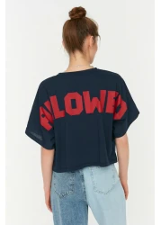  Collection تي شيرت محبوك بفتحة رقبة دائرية 100% قطن أزرق داكن مطبوع مريح/واسع TWOSS22TS0983