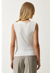 Happiness İstanbul بلوزة نسائية محبوكة بدون أكمام برباط إكرو YU00015