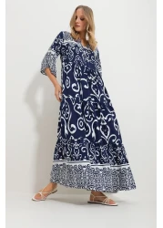 Trend Alaçatı Stili فستان فيسكوز منقوش برباط أمامي باللون الأزرق الداكن للنساء Alc-X11595