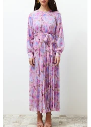  Modest فستان منسوج من الشيفون مبطن ومزين بالزهور باللون الوردي TCTSS24EB00151