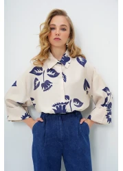Trend Alaçatı Stili قميص نسائي منسوج منقوش بأوراق شجر مزدوجة باللون الأزرق الداكن والبيج ALC-X13785