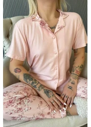 Pijamaevi طقم بيجامة نسائية بأكمام قصيرة وأزرار أمامية حصرية من Mercan Florado