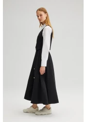 Touche Prive Kupra Vest and Skirt Set