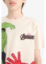 Defacto بدلة Marvel Avengers للأولاد مكونة من قطعتين تي شيرت بأكمام قصيرة E0346a825sm