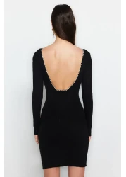  Collection فستان أسود قصير مزين باللؤلؤ من الخلف - TWOAW24EL00089