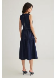  Collection فستان من الدنيم متوسط ​​الطول باللون الأزرق الداكن TWOSS25EL00007