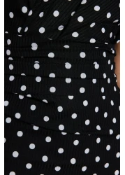  Collection فستان أسود مطبوع بكتف واحد غير متماثل برباط مفصل محبوك TWOSS23EL02182