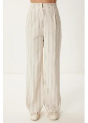 Happiness İstanbul بدلة بنطلون نسائية من الكتان المخطط باللون الأسود الكريمي BV00129