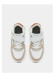 Styli حذاء رياضي منخفض الكعب بألوان متعددة مع إغلاق فيلكرو