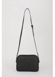 Pierre Cardin حقيبة كتف نسائية سوداء 05PO24Y1757